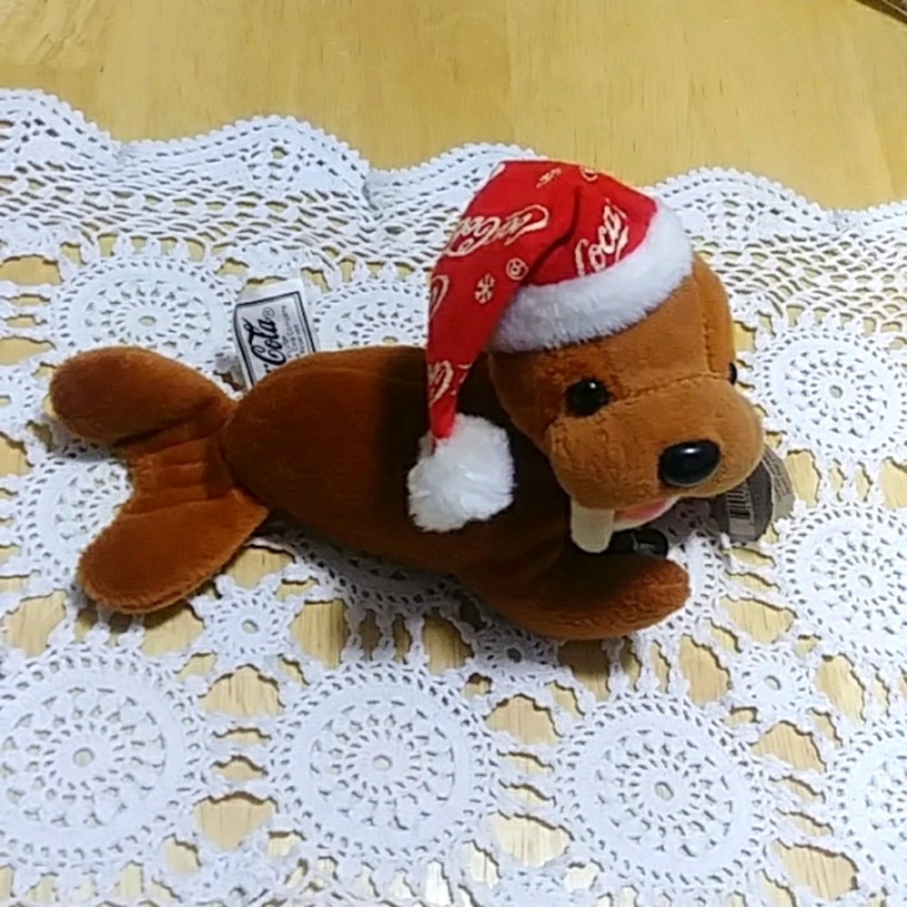 Coca Cola Walrus, Vintage Collectible, 1998 Edition